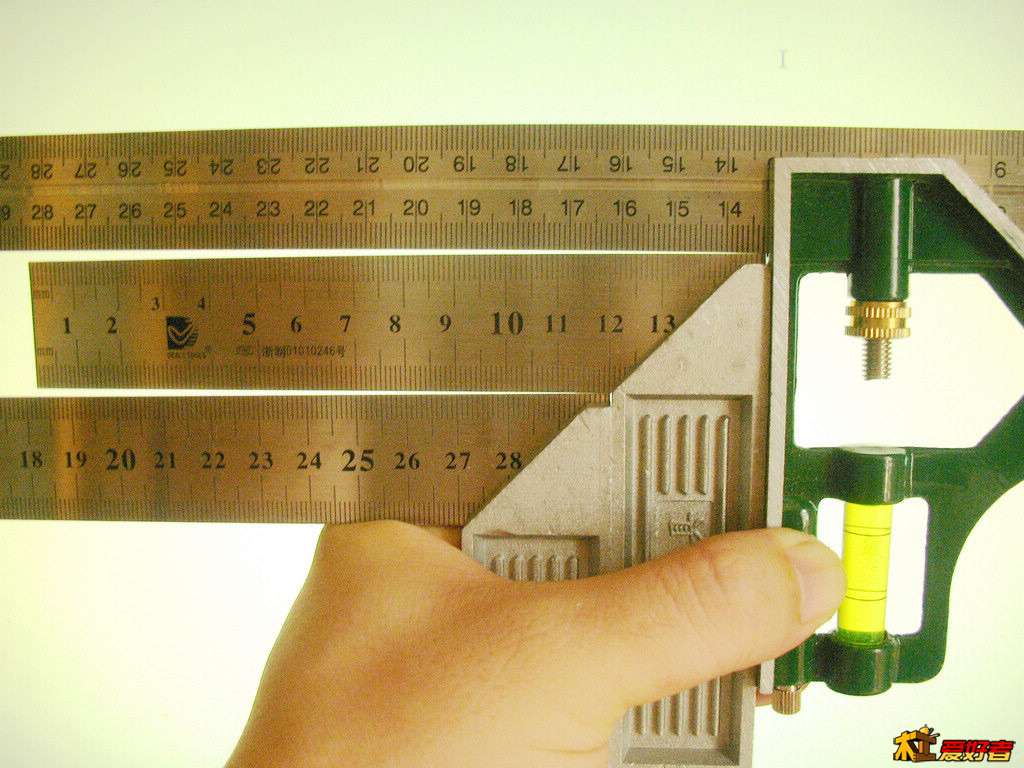 万能角尺和150角尺300角尺比对