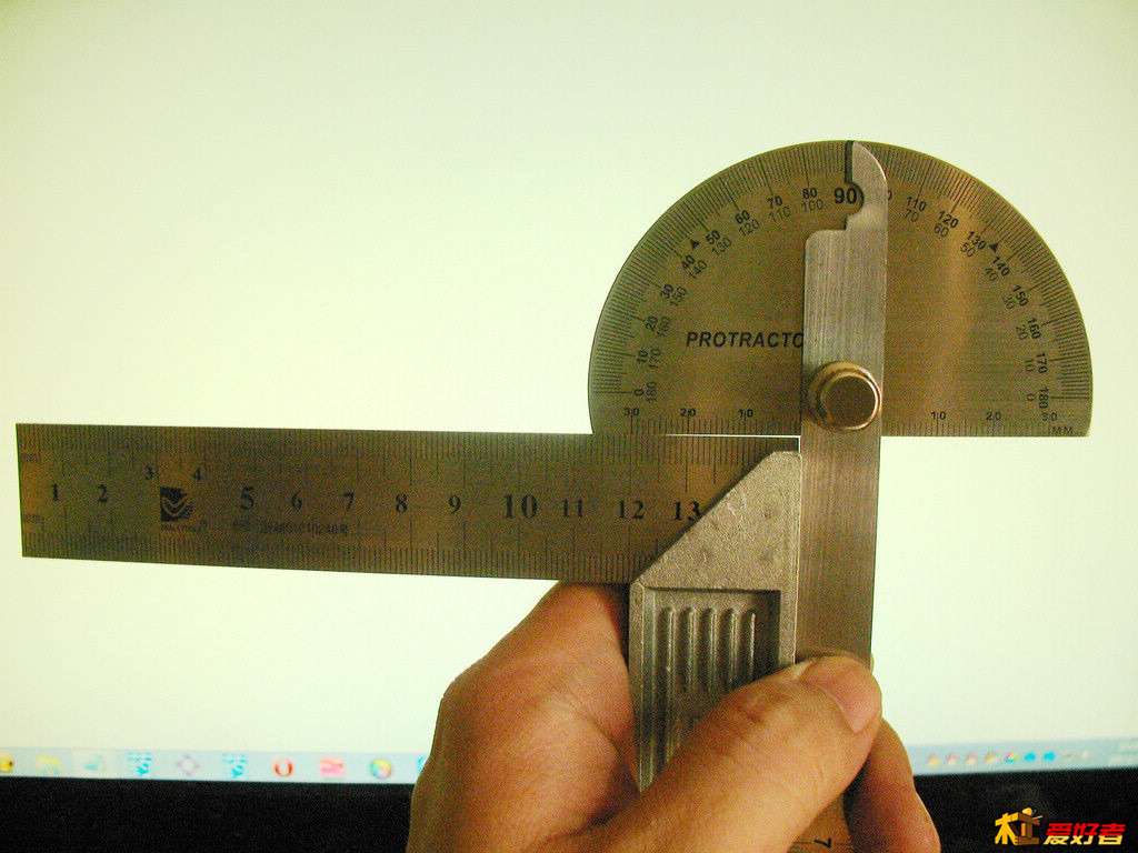 角度尺与150角尺比对