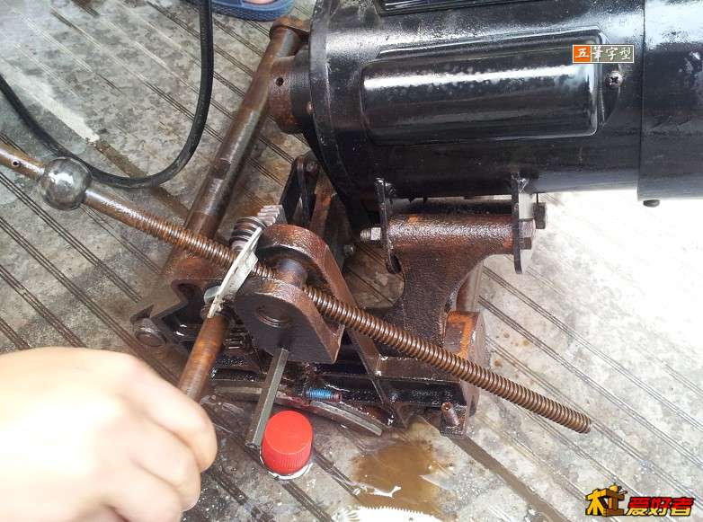 再来回转动几次