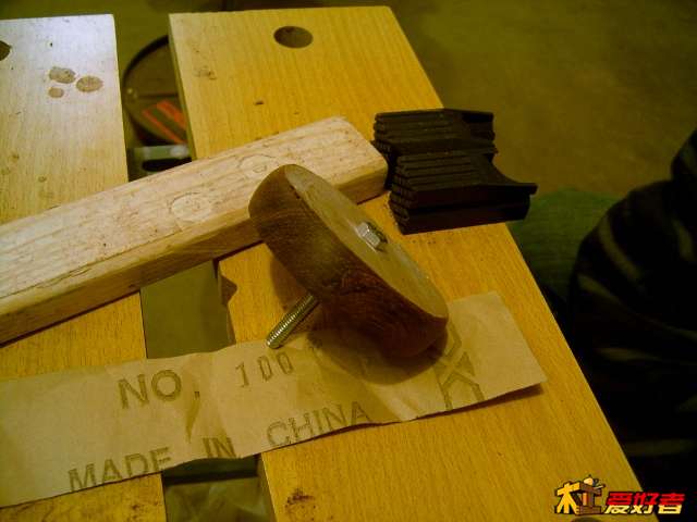 100号砂纸继续