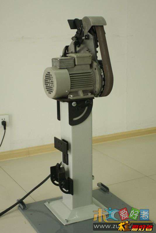 0904041326cf38970eef801ebb.jpg