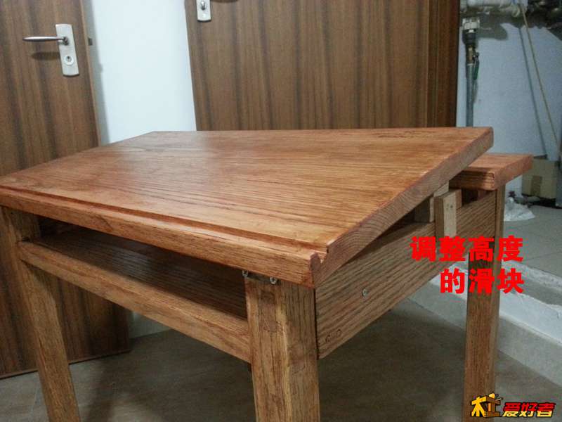 这个可以看到侧面的滑块，弄这个也费了我不少时间，试了几次，才弄成