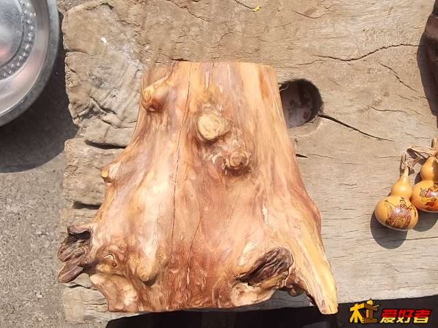 柘木笔筒
