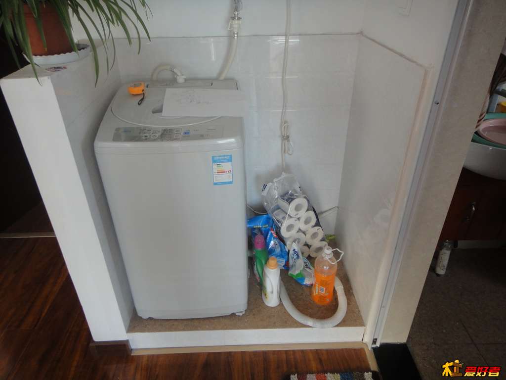 待改造的洗衣机空间