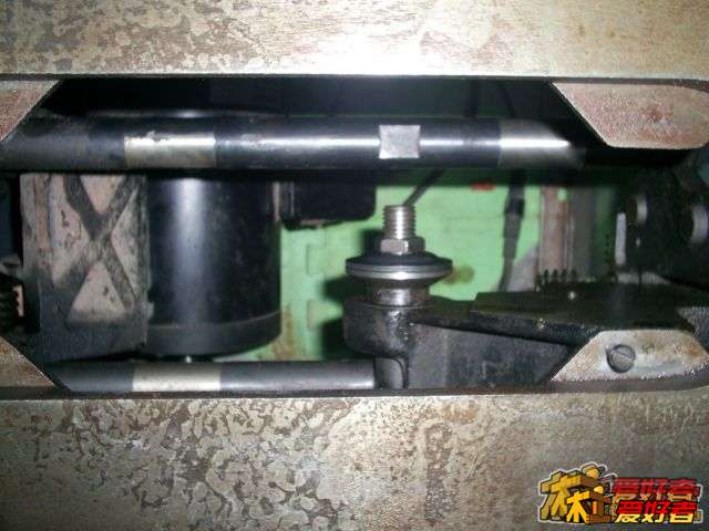 2152083atss9catn1grozz.jpg