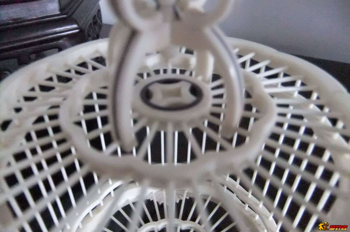上下笼心为古钱形状