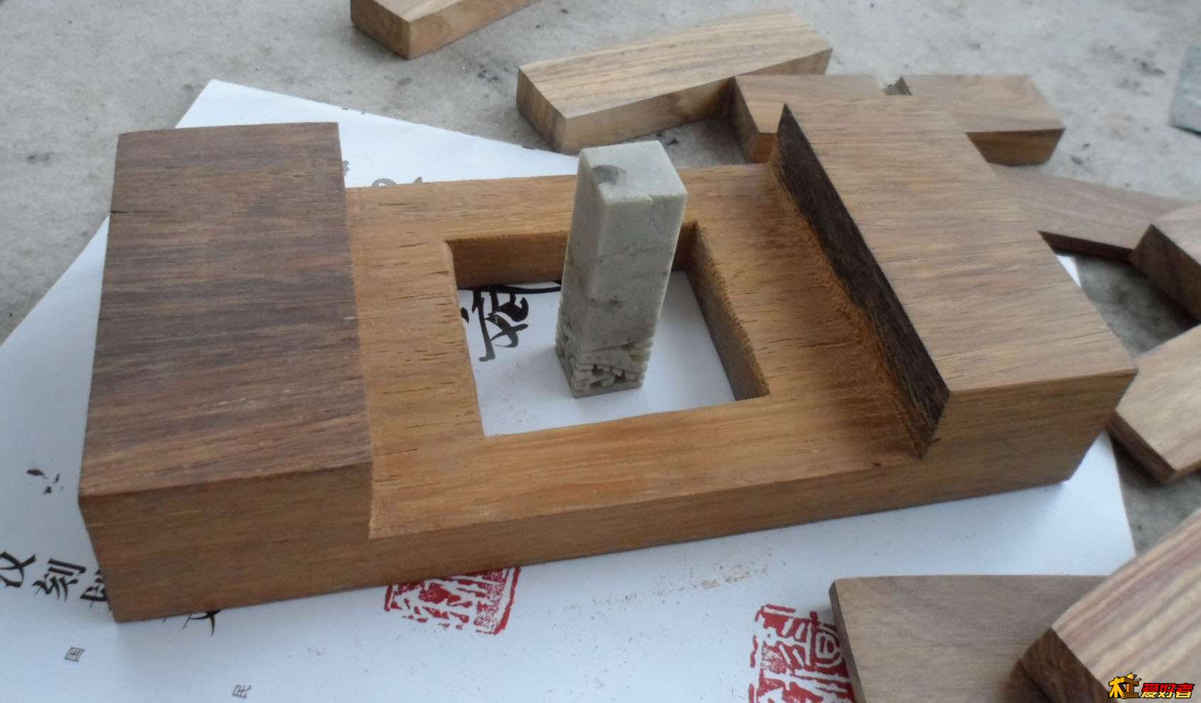 丝栎木作大号凹形多用直方印床(加工中)，金乙堂造器 (26).JPG