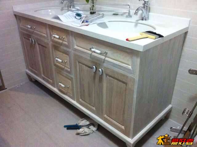 转移到浴室刚刚装好