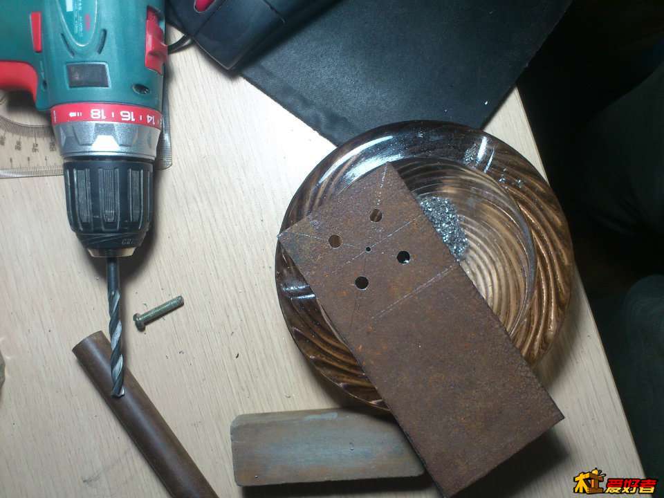 201205k95zl4l94xoxubli.jpg