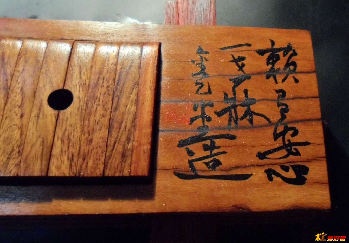 赖有安心一世床-金乙堂老船木作直方锁扣印床 (14).JPG