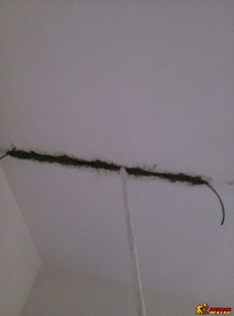 顶棚布线