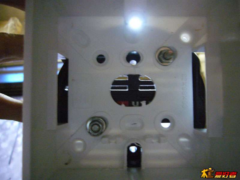 225829ii8cypjk11co2y51.jpg