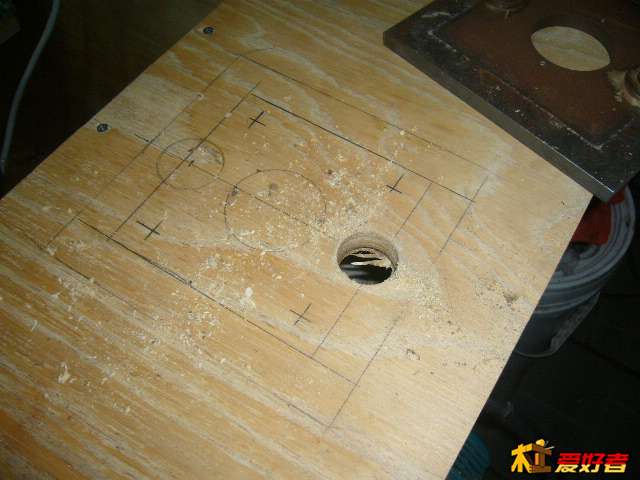 钻孔