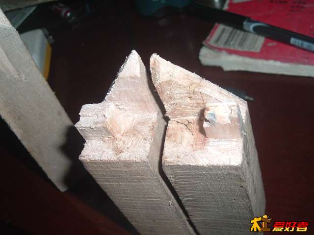 随意弄的，两个榫头不一样，见笑了