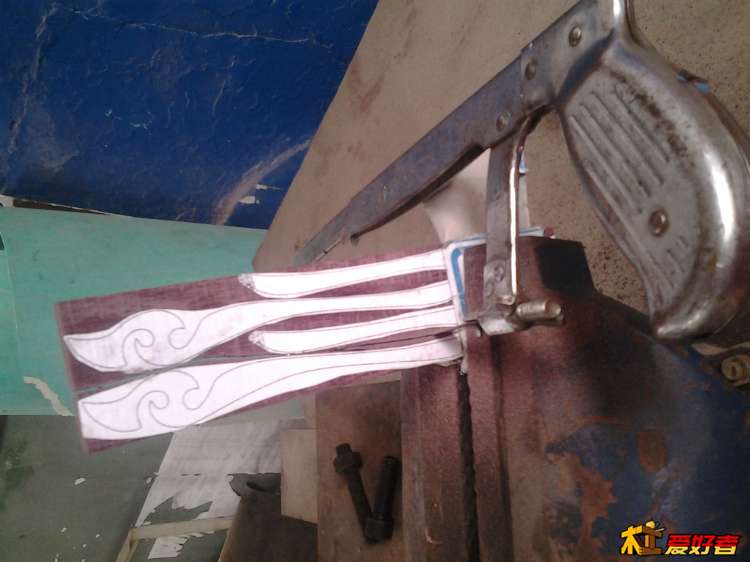 开料···锯工还行吧·····呵呵