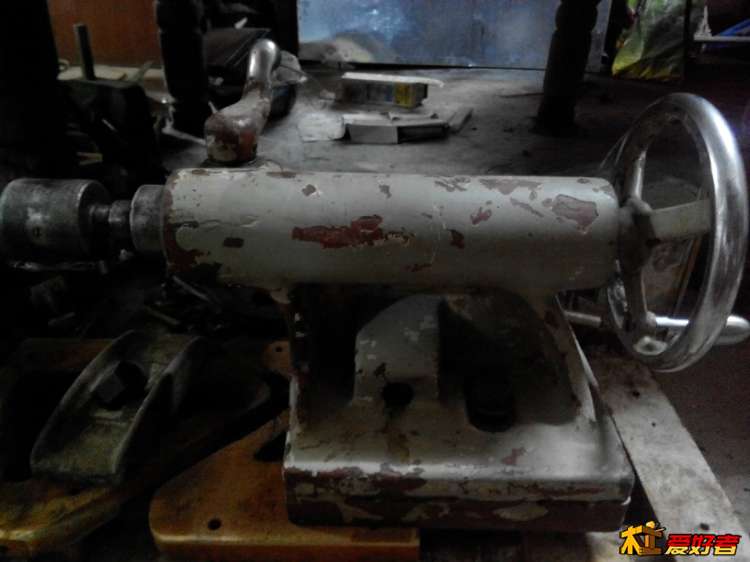 大车床尾，45kg重。运转良好