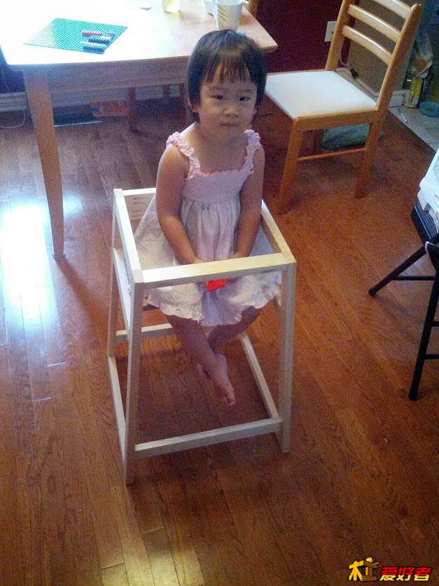 女儿坐上的样子