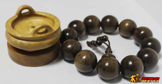 家里60瓦灯管顶灯环境拍摄