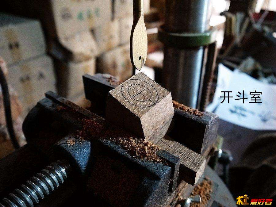 204417kuy2aaq802wf3uox.jpg