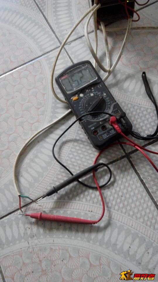 15V