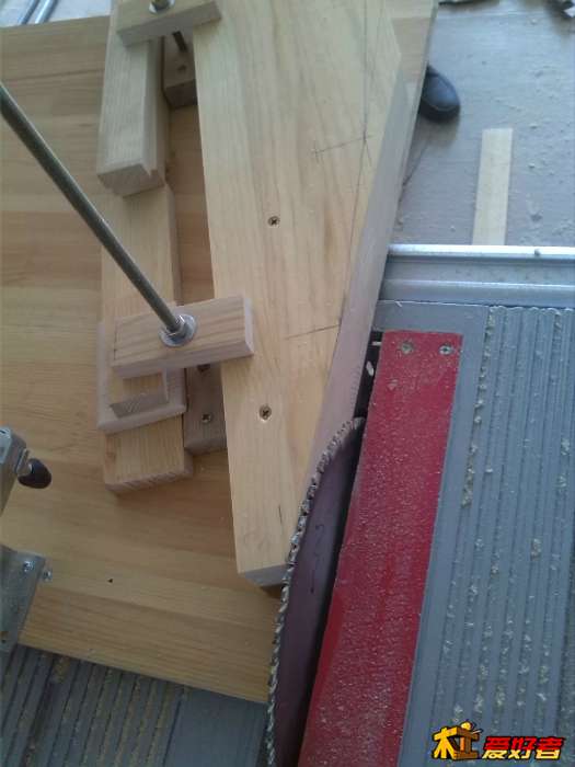 014311b28zl1golhj4x15m.jpg