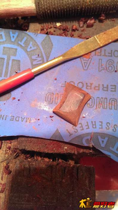 翻过来，再磨，无目的的磨，反正有大把的时间。