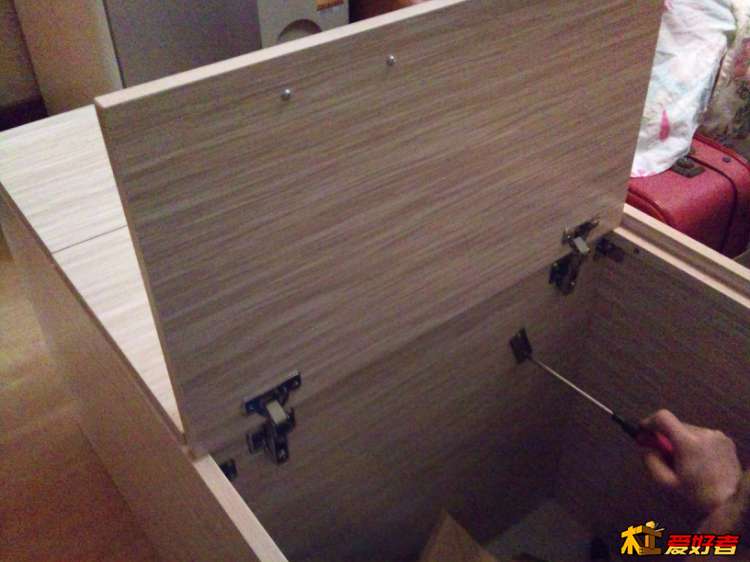 155124nww6jlwd7tawww93.jpg