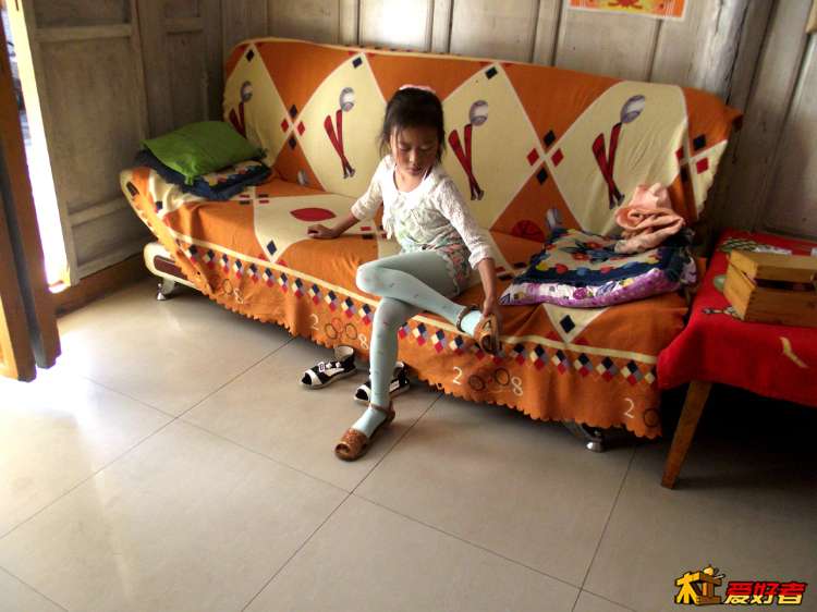 093614fs9zzgza85gf857f.jpg