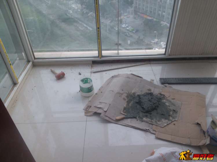 今天把阳台剩到的边线做了