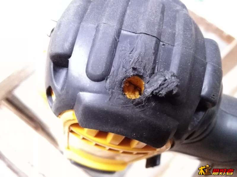 这个是得伟手钻