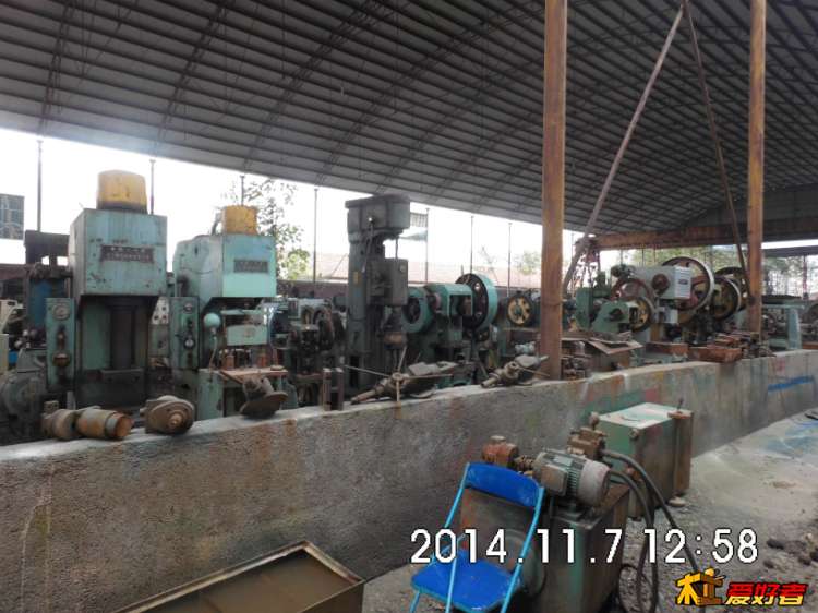 085315ol600hdl0hall04d.jpg