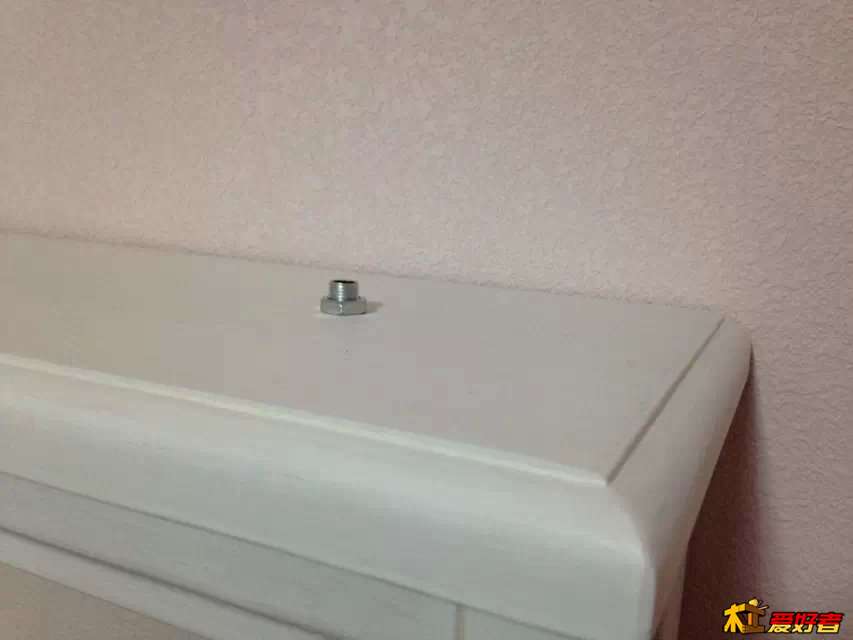 台面开孔走线。