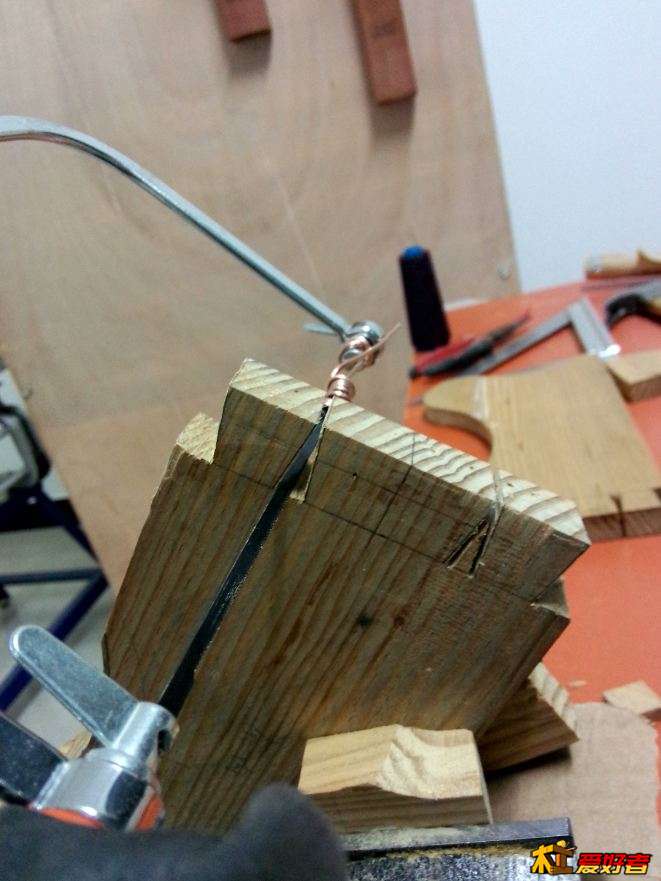 3_21_继续锯除废料.JPG