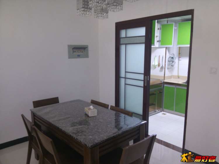 112802sxfwchyitccyg21s.jpg