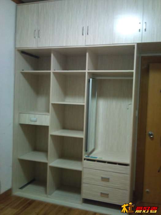 143732dgecgcrzo7vx1rcm.jpg
