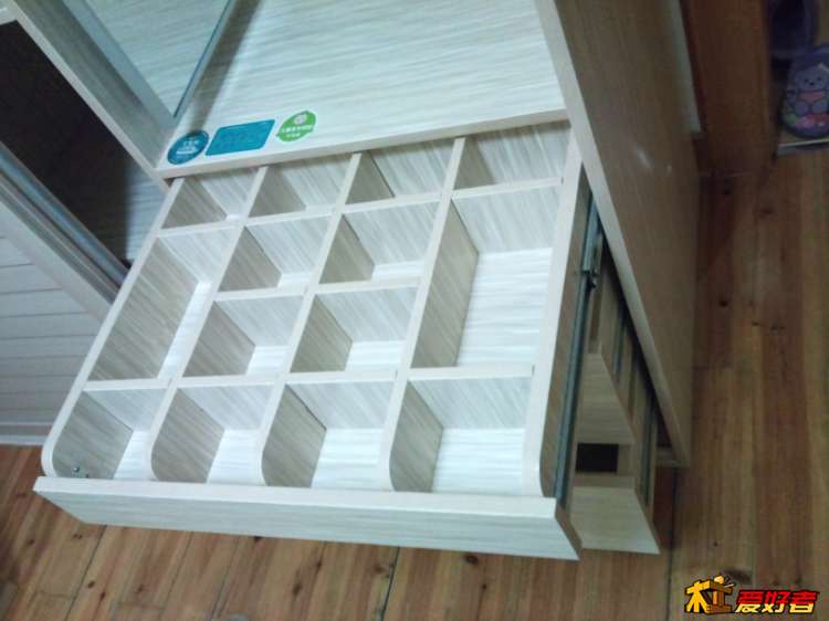 143834xiaqibcy2q2j4ctc.jpg