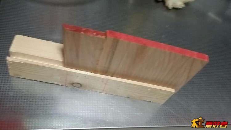 45侧板开槽试验.jpg 45侧板开槽试验.jpg