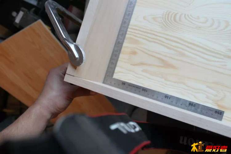 89抽屉安装.jpg 89抽屉安装.jpg