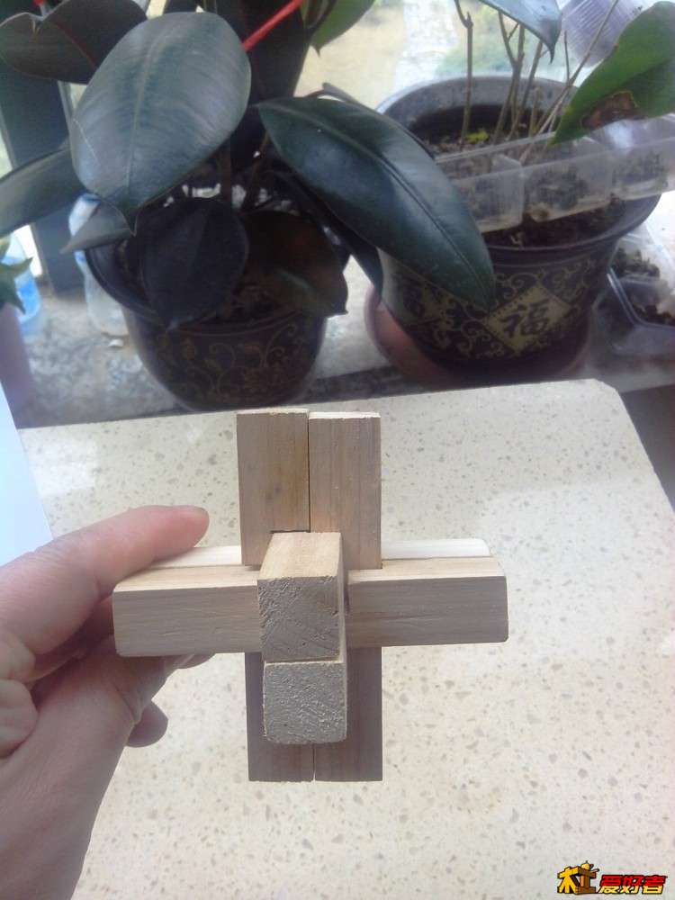 换个角度看缝隙，