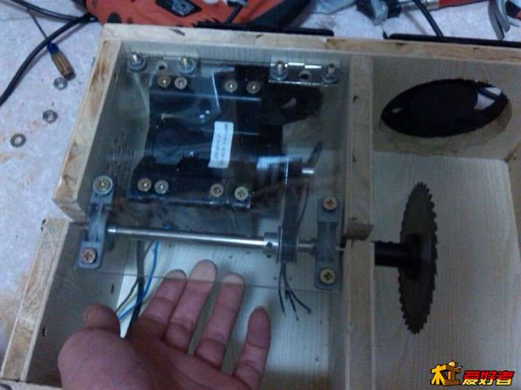 QQ图片20150317220418.jpg