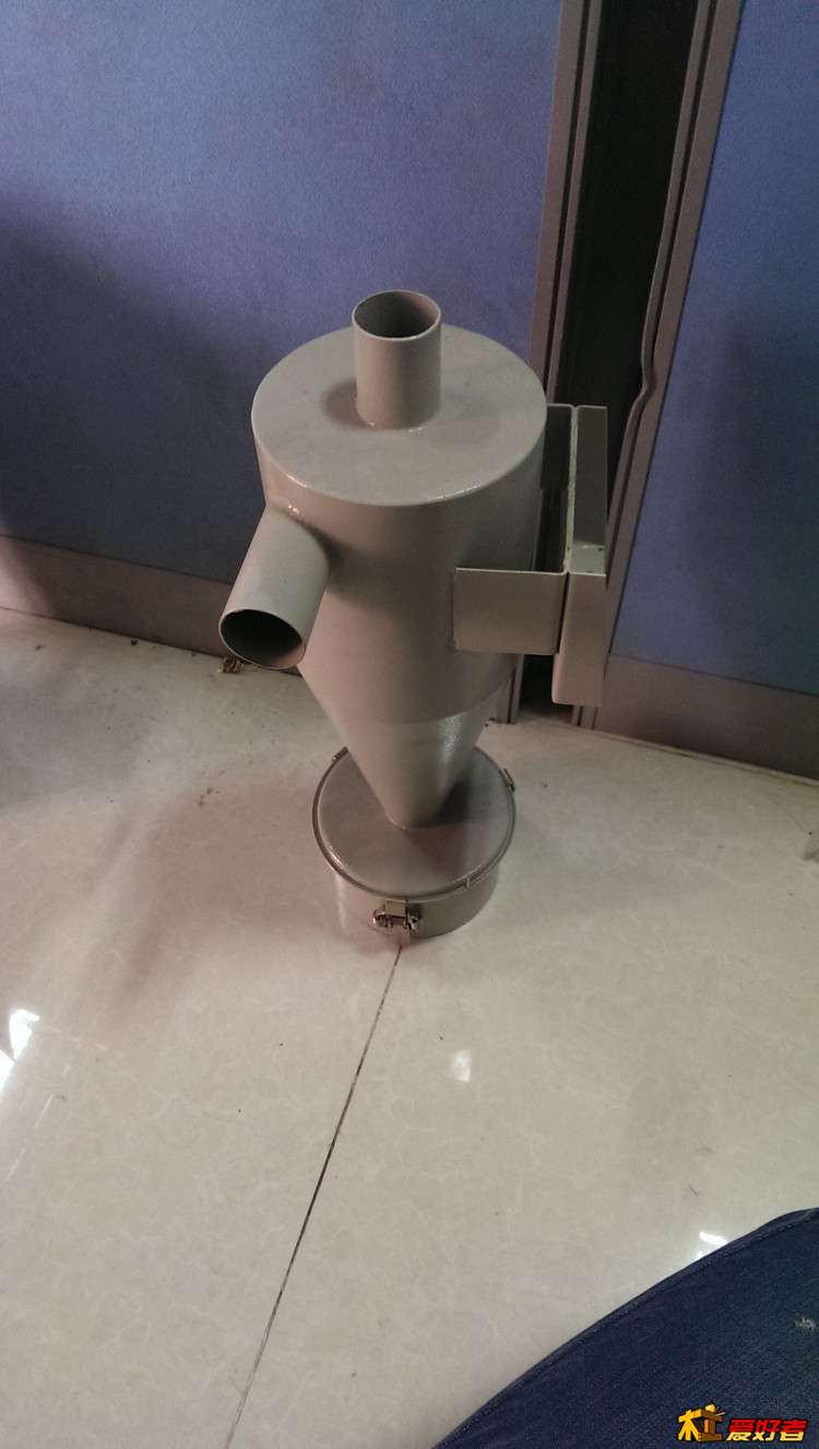 金属的集尘器