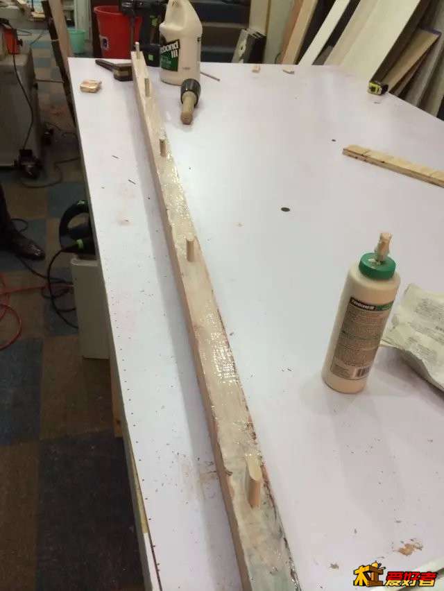 打胶