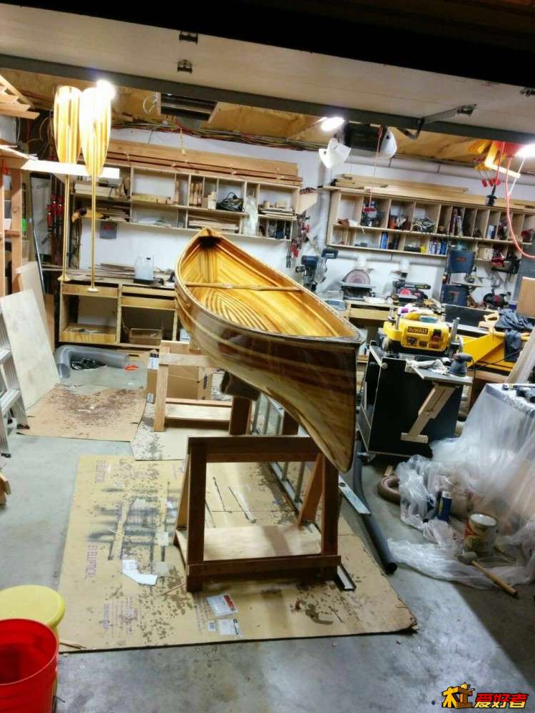 补他的一个作品。。船。。好吧就是船