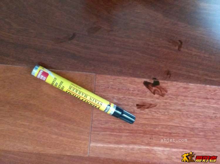 scratched_floor_03.jpg