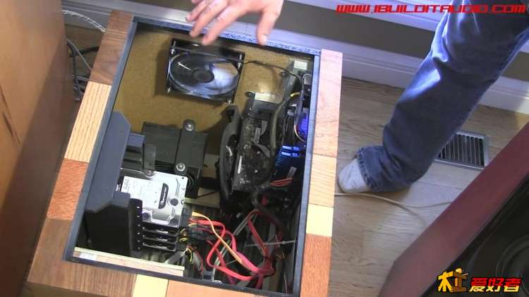 木制电脑机箱工作一年以后_Wooden Computer Case One Year Later_480P.mp4_20150428_1.jpg