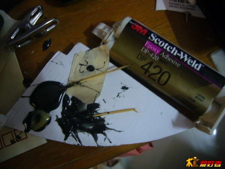 125831ya052n9qb15oujbh.jpg