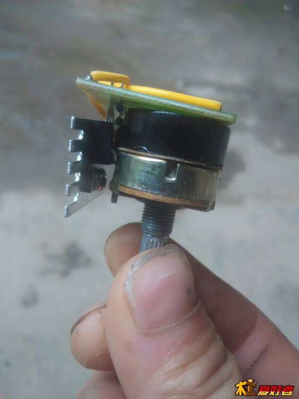 072209v3jbu738m3kek8pj.jpg