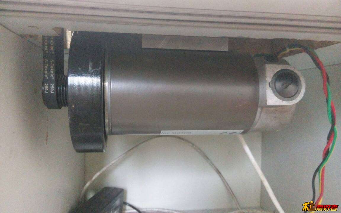163600fhyclrvcvexgl1v8.jpg