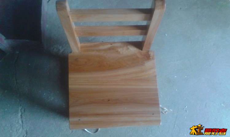 给侄女做的凳子，上面，起码8年左右没做这活了，做的不好，多多指教