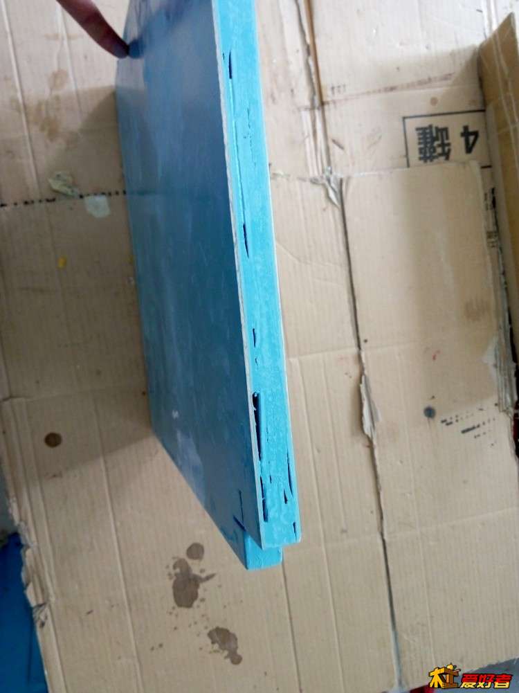 P50906-112712.jpg